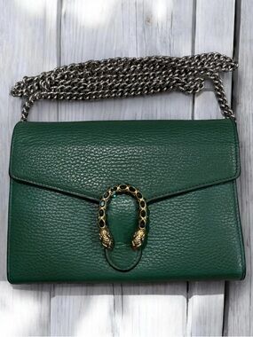 Gucci Green Dionysus Wallet on chain